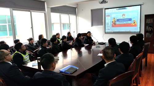 20181221 溫州交警來大溪嶺隧道所開展“道路救援、封道措施”講座 _副本.jpg